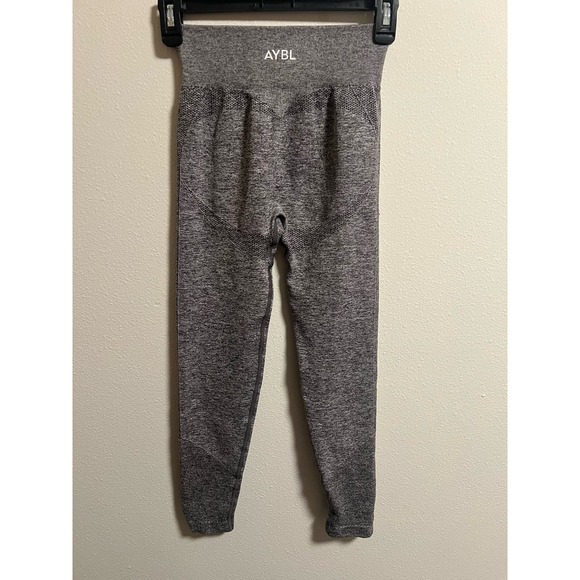 Aybl Motion Seamless Leggings, Size small - Picture 4 of 5
